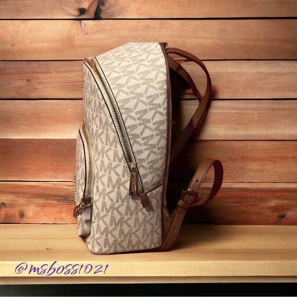 Michael Kors Lg Backpack With Chain + Lg Wallet Vanilla/Luggage - Picture 6 of 9